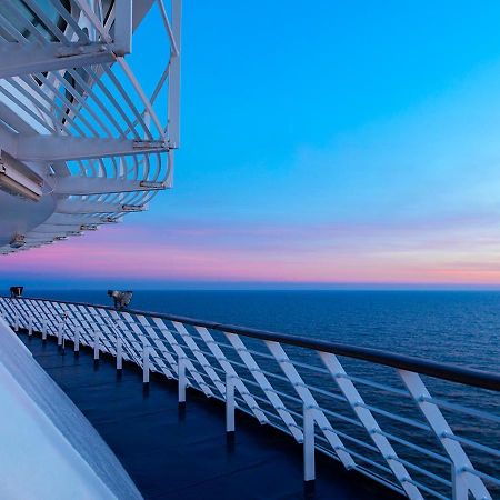 Hotel Viking Line Ferry Gabriella - One-Way Journey From Helsinki To Stockholm Exterior foto