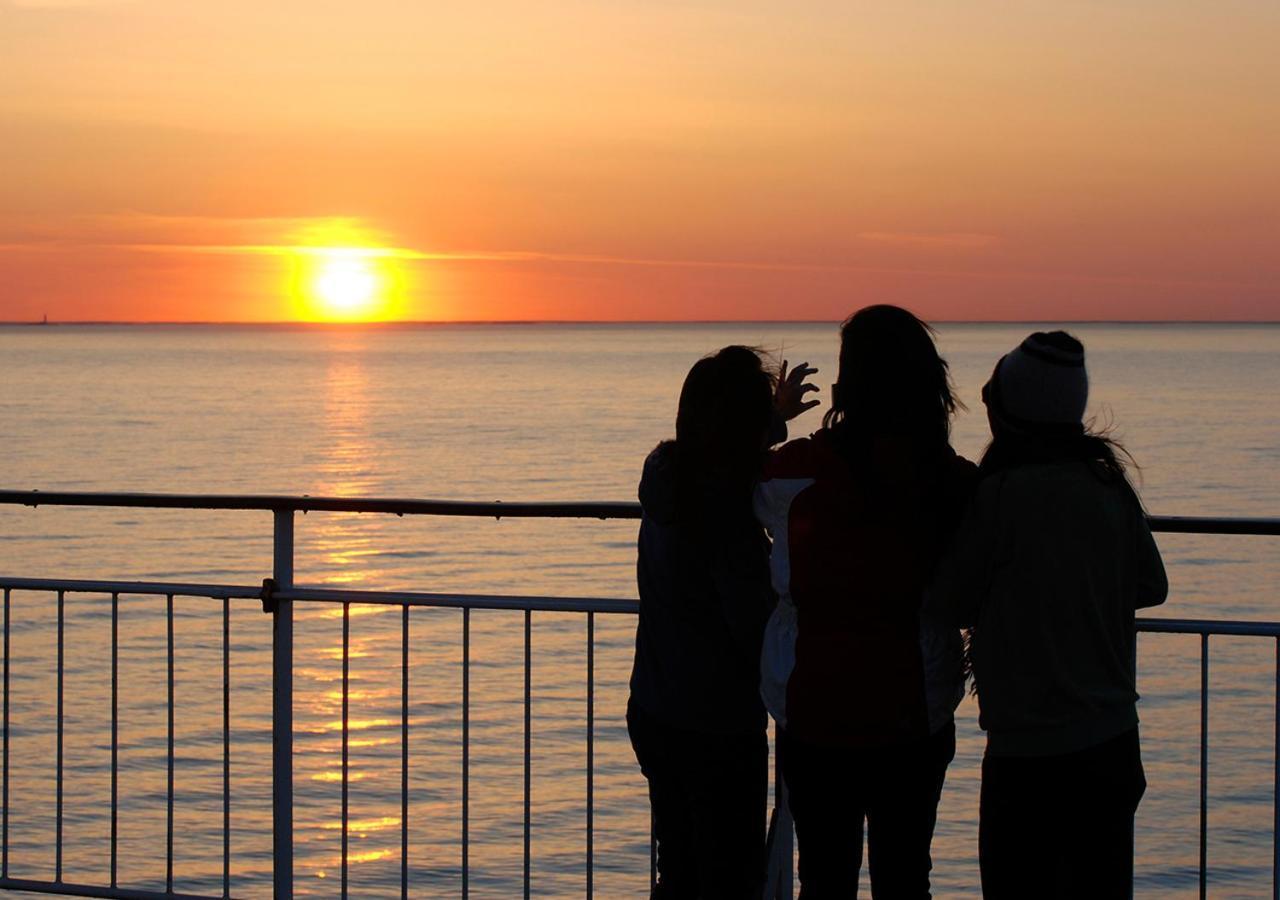 Hotel Viking Line Ferry Gabriella - One-Way Journey From Helsinki To Stockholm Exterior foto